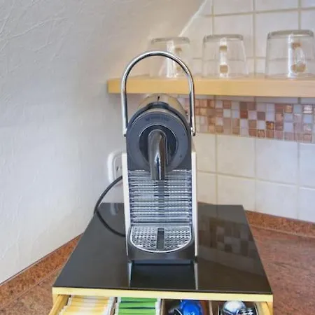 2,5-zkb-unterkunft, Zentral, Mit Separatem Eingang Apartment
